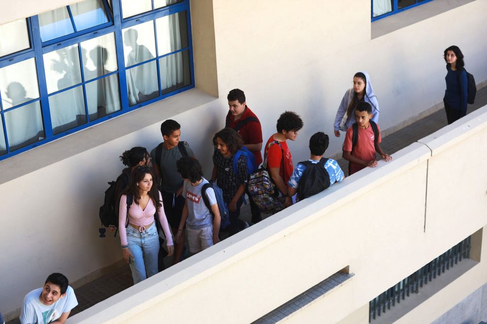 a la porte des cours de science